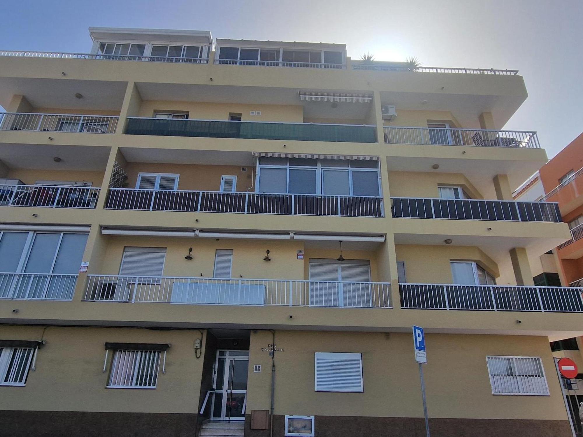 Small Rooftop, Ocean View Arona  Buitenkant foto